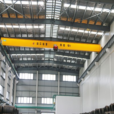 为什么选择欧式起重机能降低基建成本