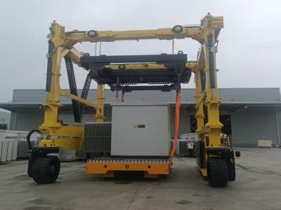 集装箱跨运车是否支持与AGV系统协同作业？