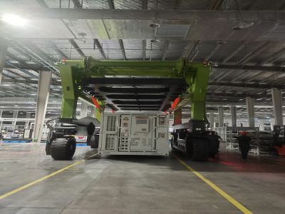 跨运车的结构与工作原理