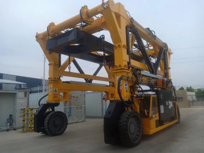 储能跨运车的两大核心优势,你了解吗? 储能跨运车的两大核心优势,你了解吗?